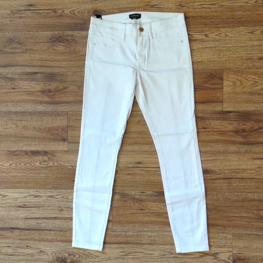 Bebe jeans